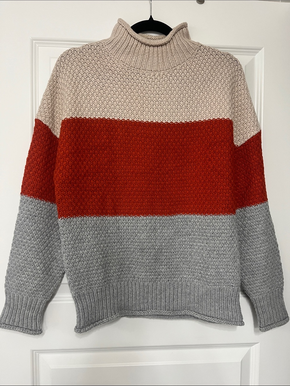 Cozy Colorblock Turtleneck Sweater in Cream, Rust & Light Gray